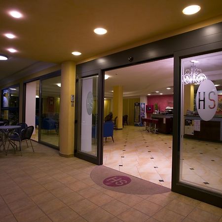 בלריה-איגאה מרינה Hotel Semprini מראה חיצוני תמונה